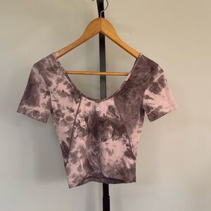 Lululemon top